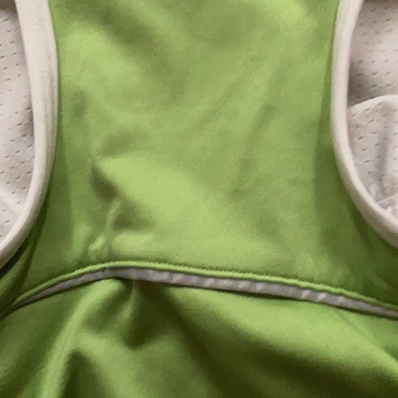 Under Armour Racer Back - Picture 8 of 9